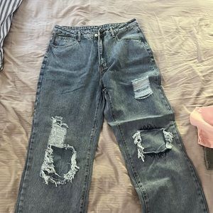 New never worn ripped jeans